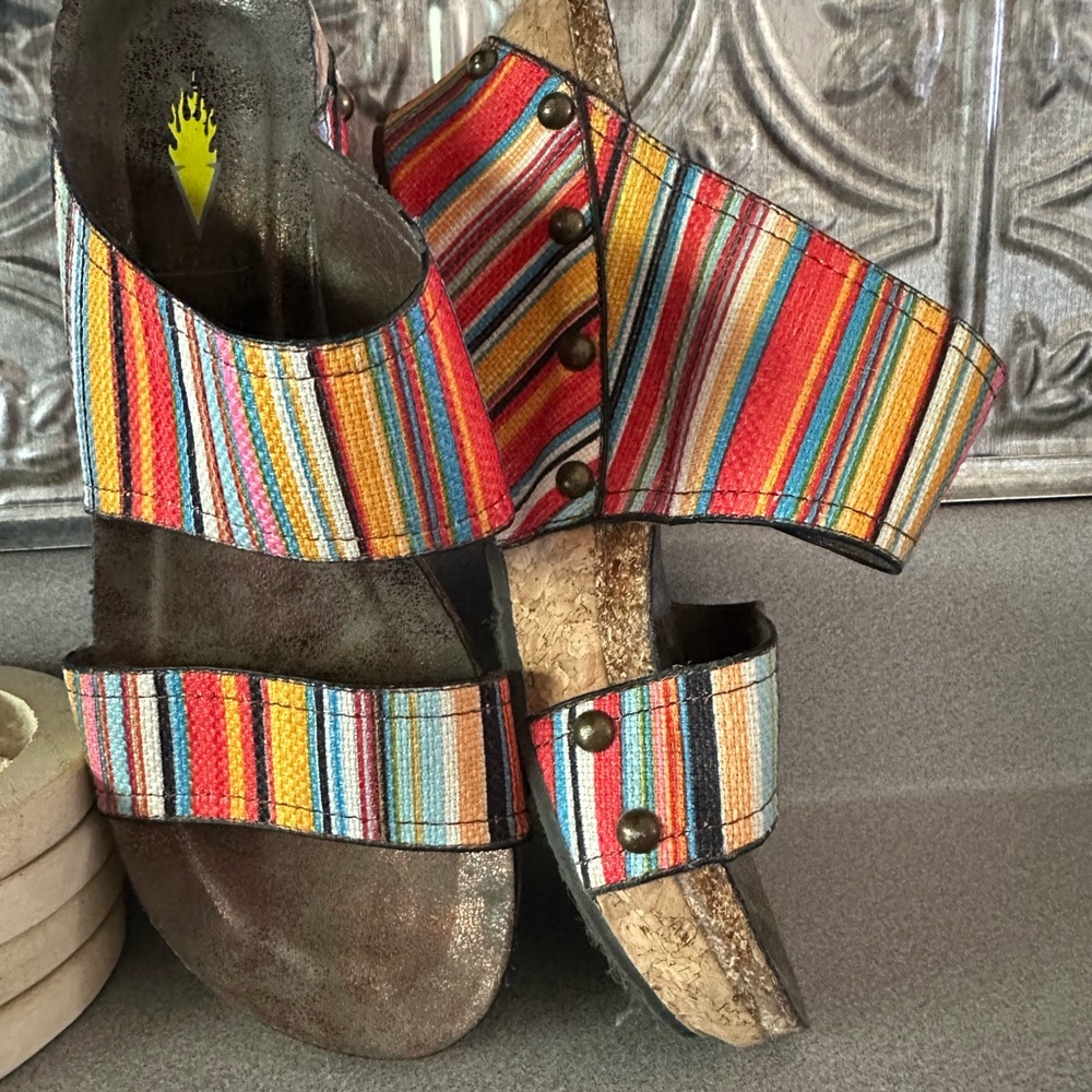 Colorful Striped Sandals - Picture 3 of 5